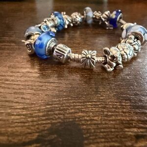 Pandora Sunburst Clip with 14k gold (clip only)